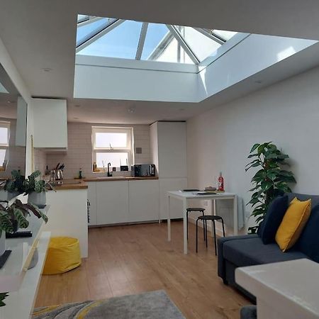 1 Bedroom Modern Duplex Southampton Kültér fotó