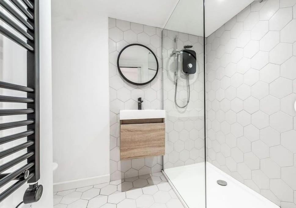 1 Bedroom Modern Duplex Southampton Kültér fotó